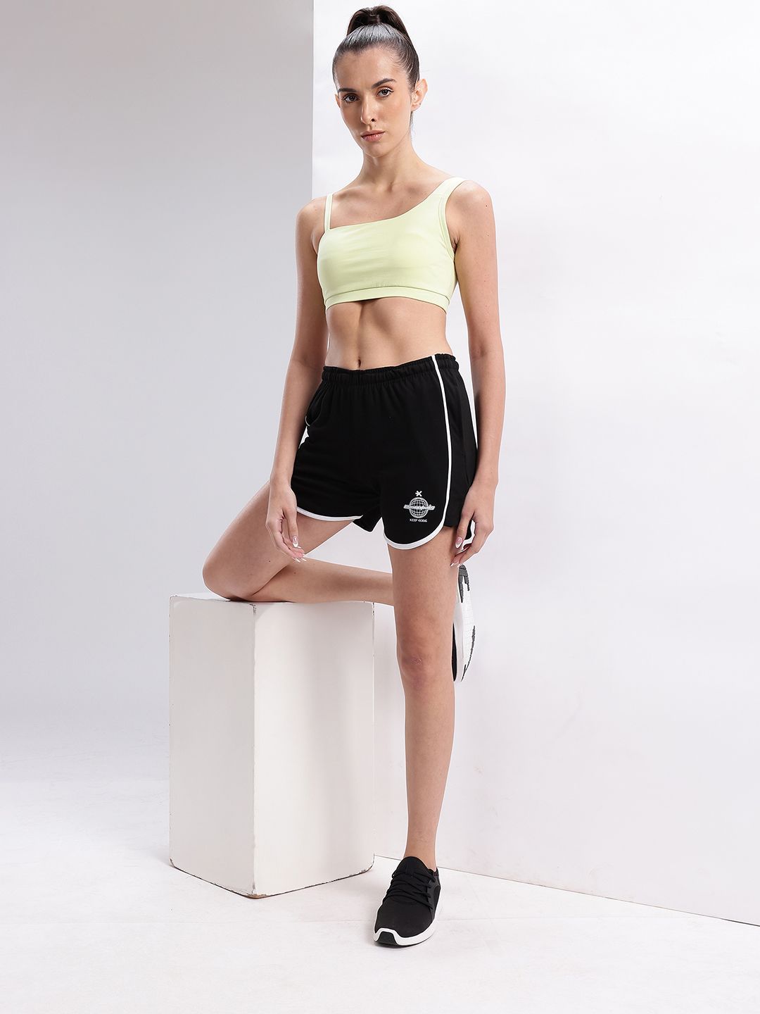 HRX by Hrithik Roshan Women Mid-Rise Regular Fit Lifestyle Shorts with Contrast Stitching
