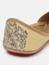 House of Pataudi Women Embellished Ethnic Mojaris