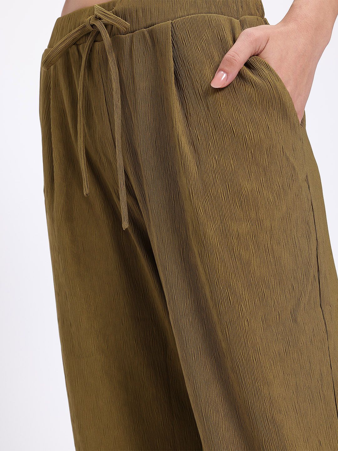 DressBerry Women Wrinkled Stripes Mid-Rise Flared Fit Wide Leg Trousers