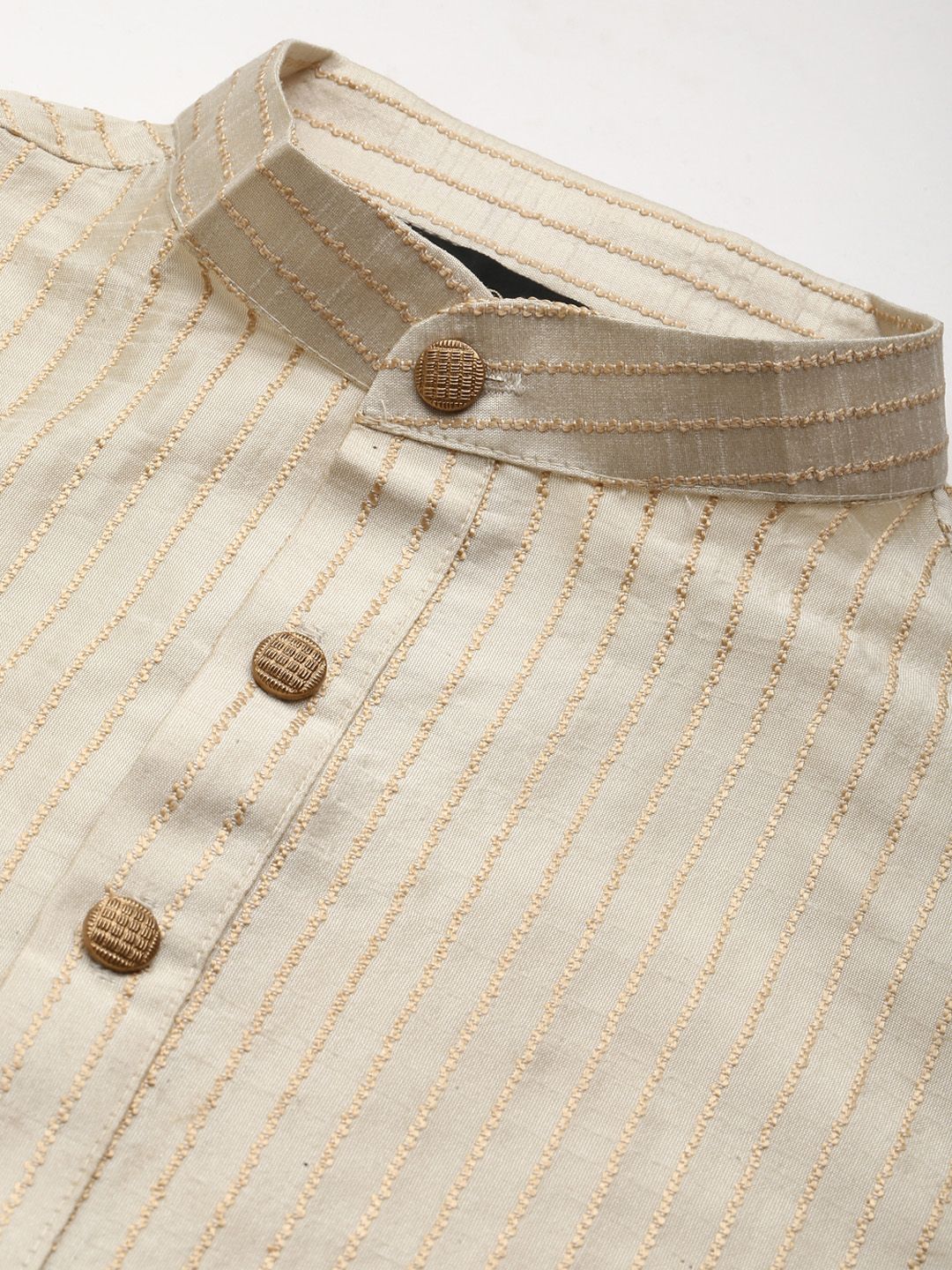 SOJANYA Kurta Berwarna Krim & Beige Lelaki dengan Jaket Churidar & Nehru