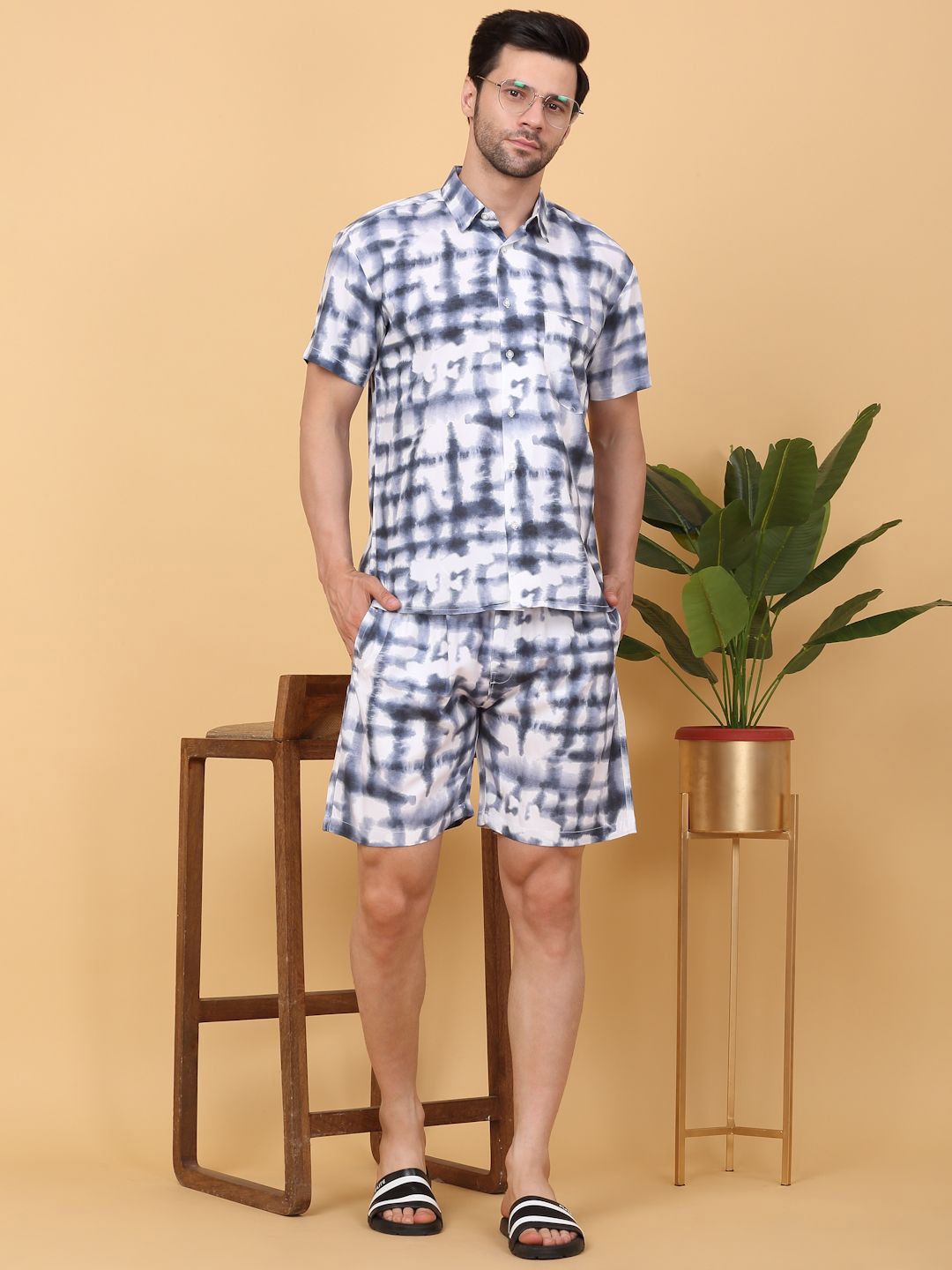 Sweet Dreams White Tie & Dye Printed Short Sleeves Casual Shirt With Shorts