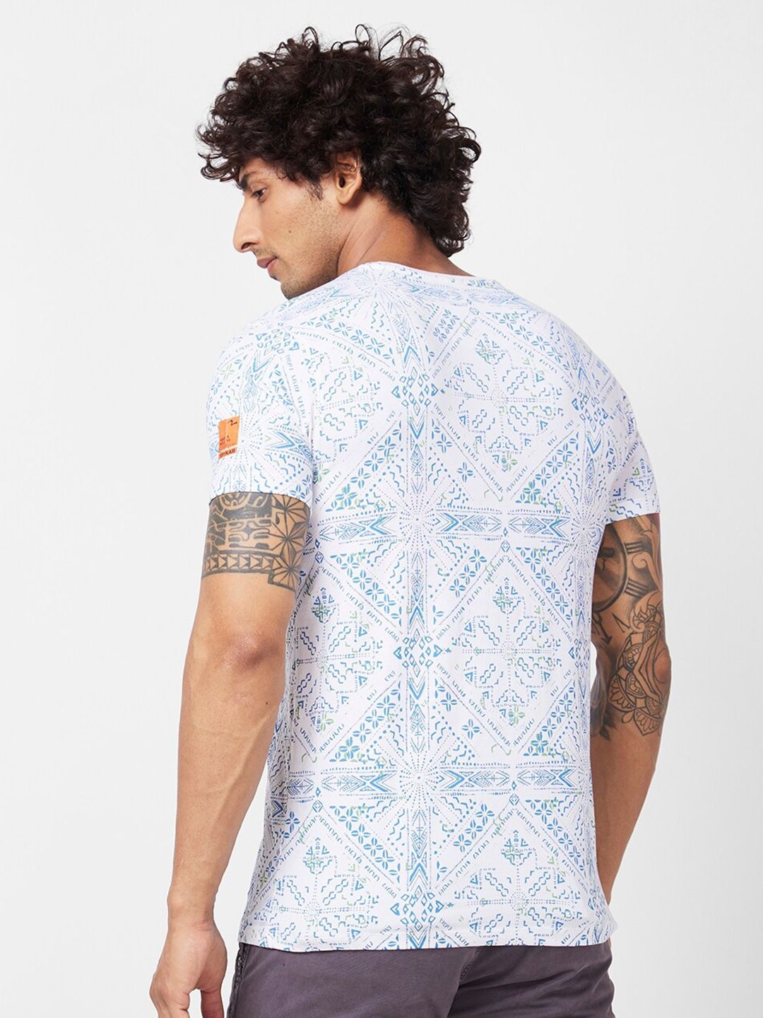 SPYKAR Geometric Printed Slim Fit Cotton T-Shirt