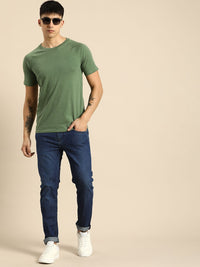 Menjadi Lelaki Manusia Slim Sesuai Cahaya Pudar Seluar Jeans