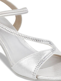 Metro Women Silver-Toned Kitten Heel Sandals