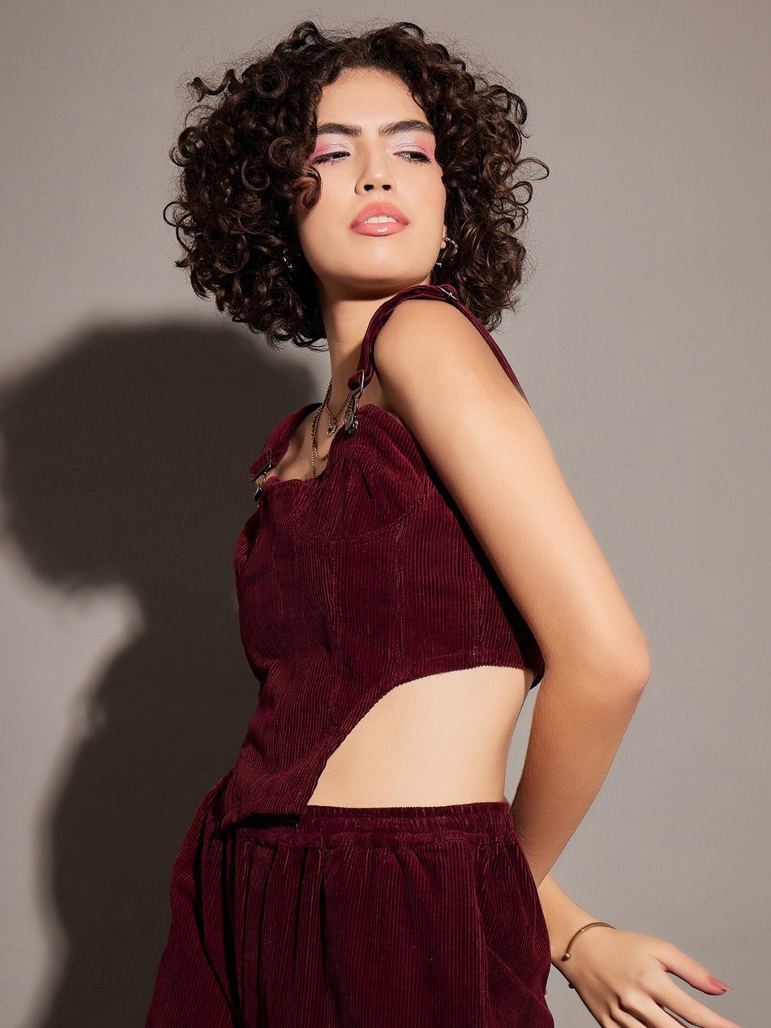 SASSAFRAS Maroon Shoulder Straps Corduroy Crop Fitted Top