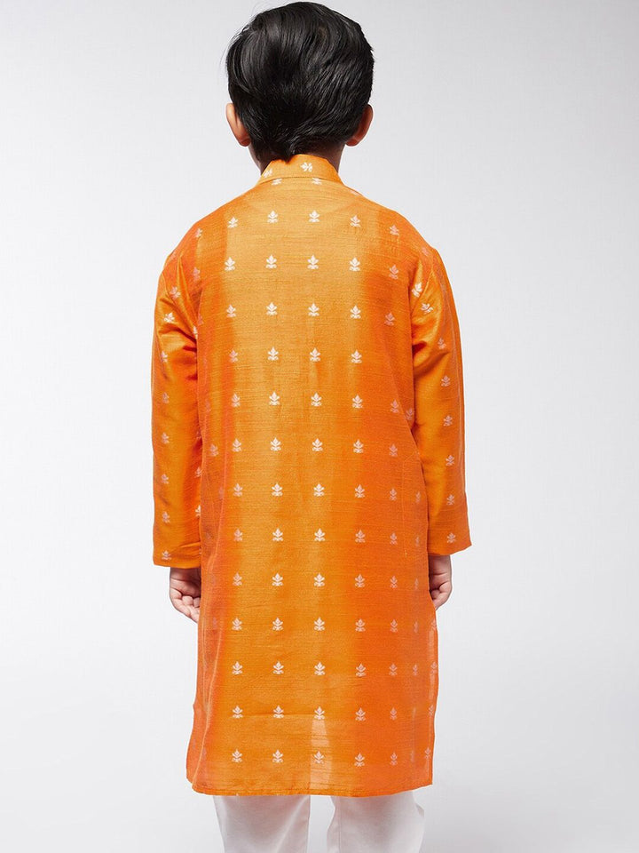 SOJANYA Kurta Kerja Benang Motif Etnik Lelaki Oren