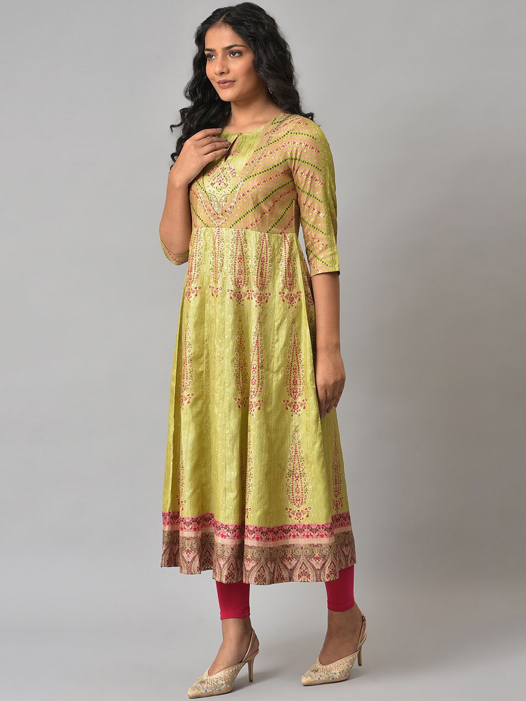 W Women Festive Floral Print Karnataka Silk Anarkali Kurta With Leggings