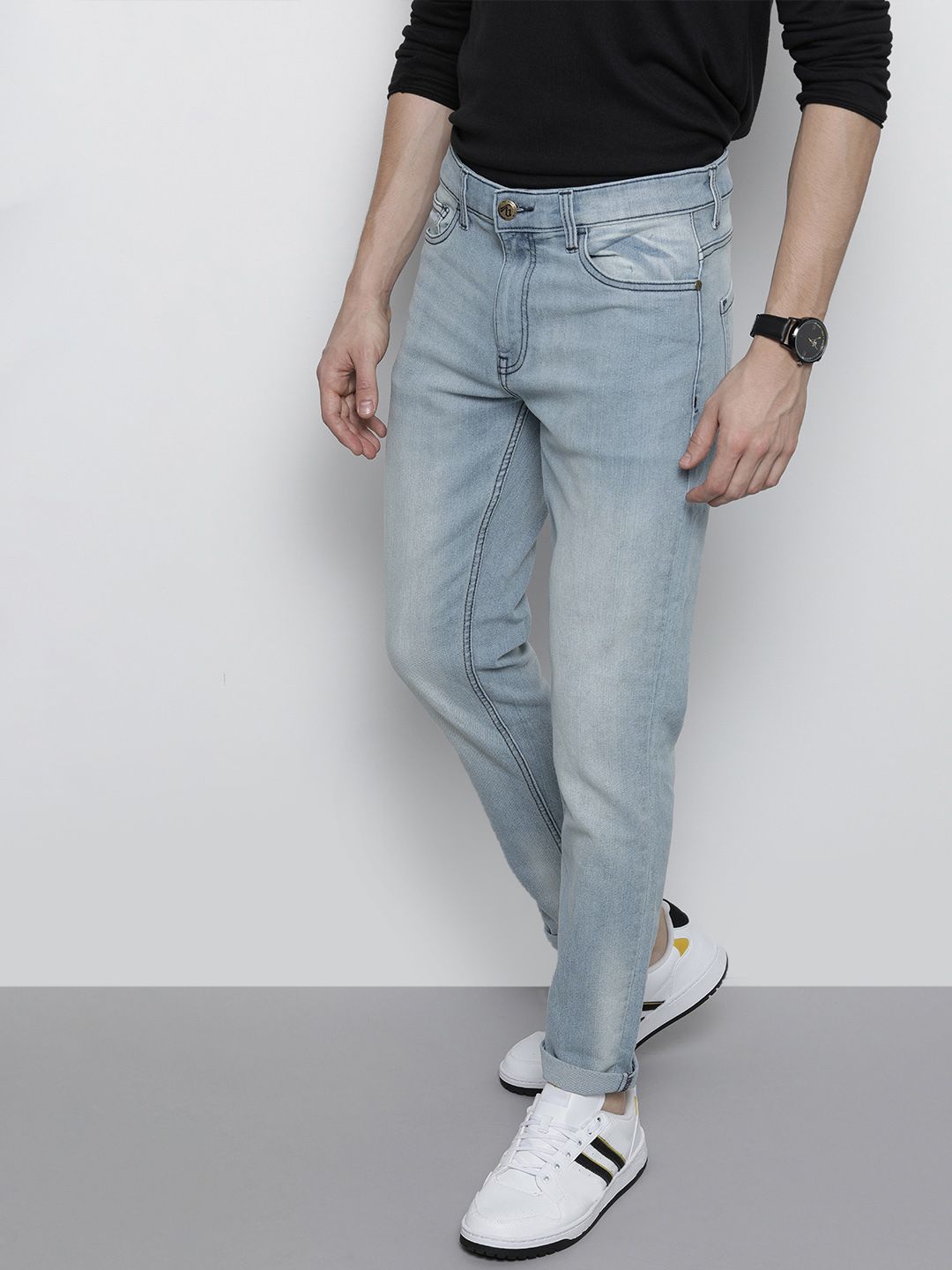 The Indian Garage Co Men Blue Slim Fit Light Fade Stretchable Jeans