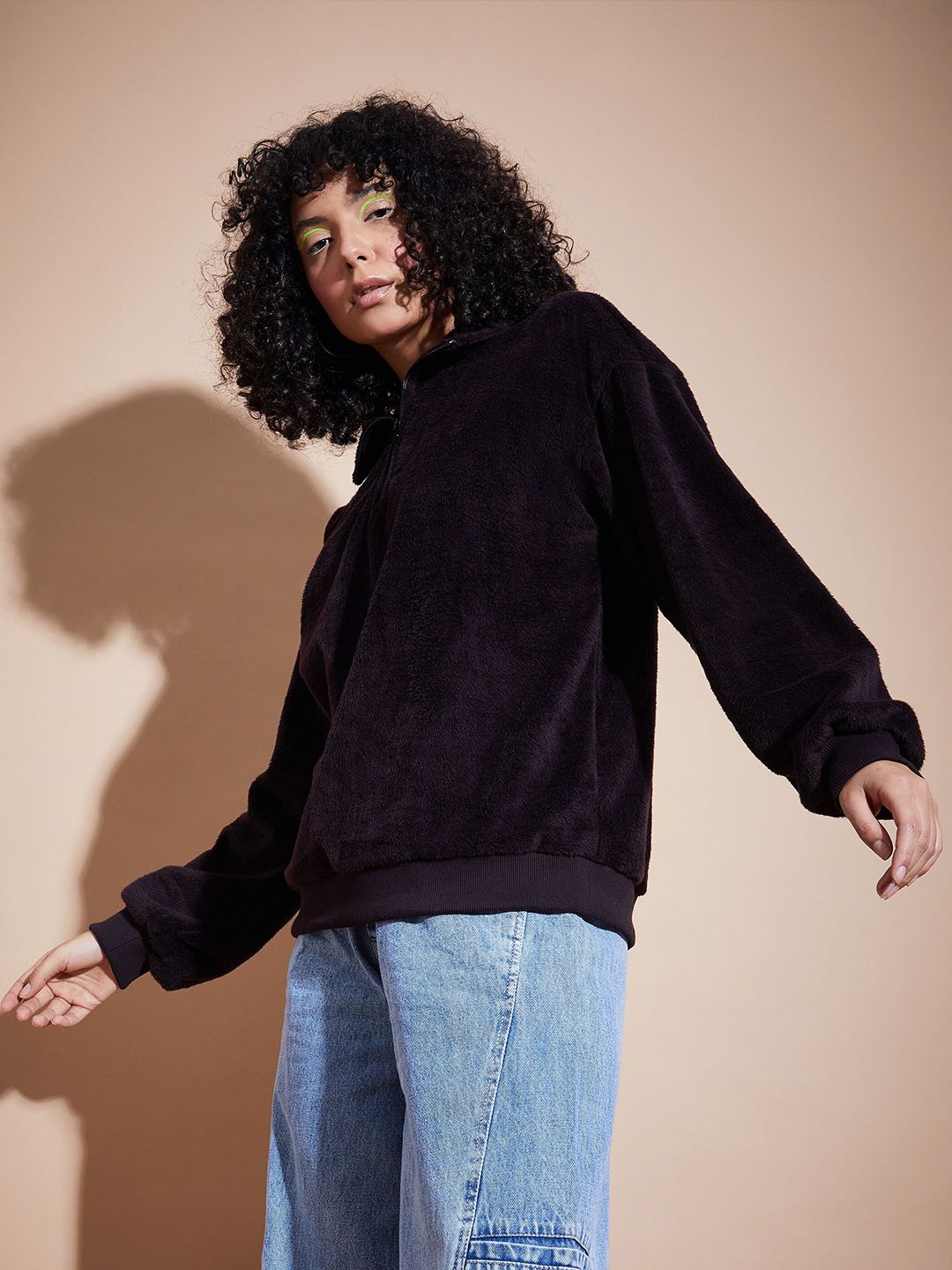 SASSAFRAS BASICS High Collar Long Sleeves Oversized Fleece Pullover Sweatshirt