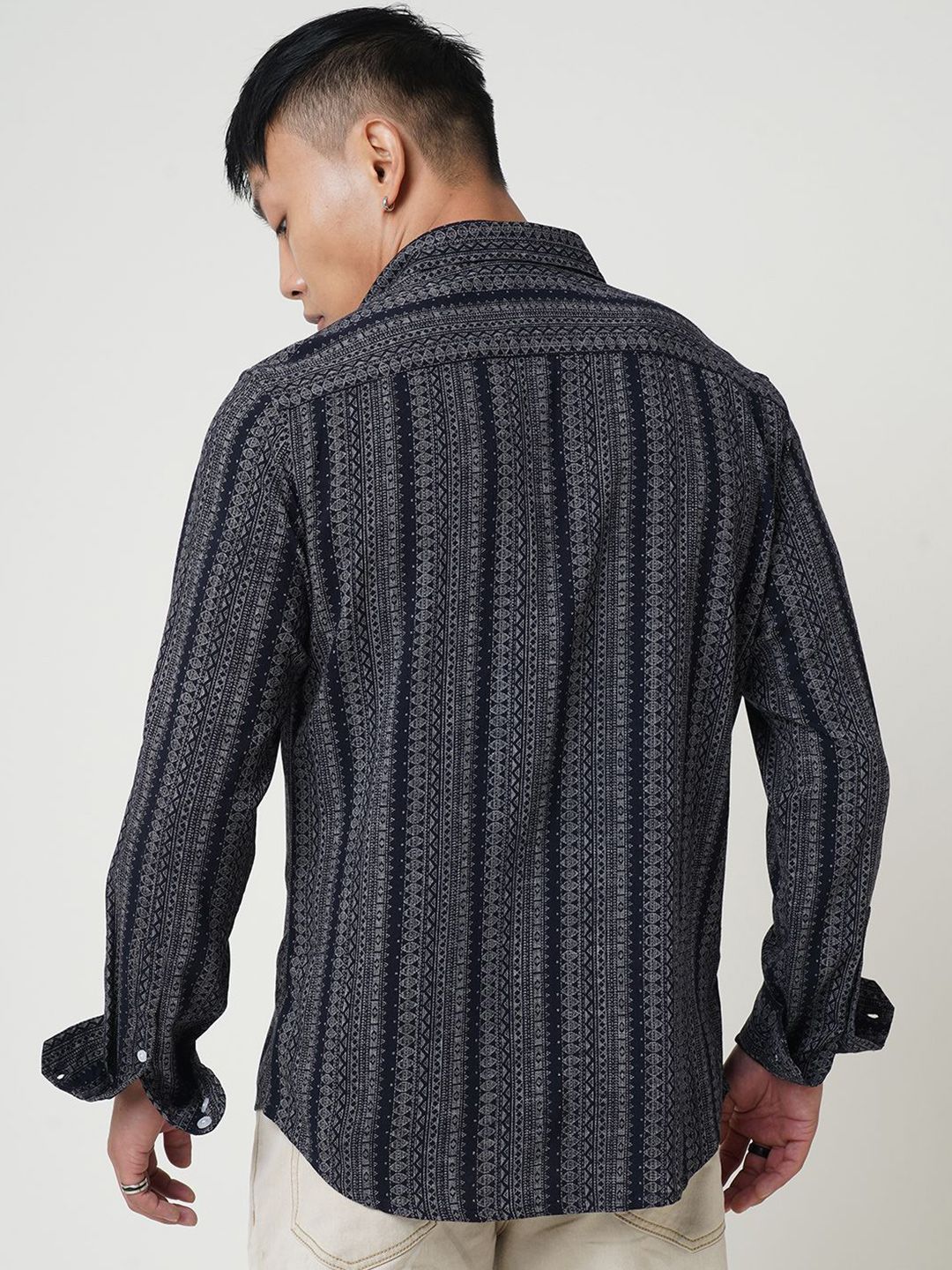 VASTRADO Men Classic Spread Collar Ethnic Motifs Printed Slim Fit Casual Shirt