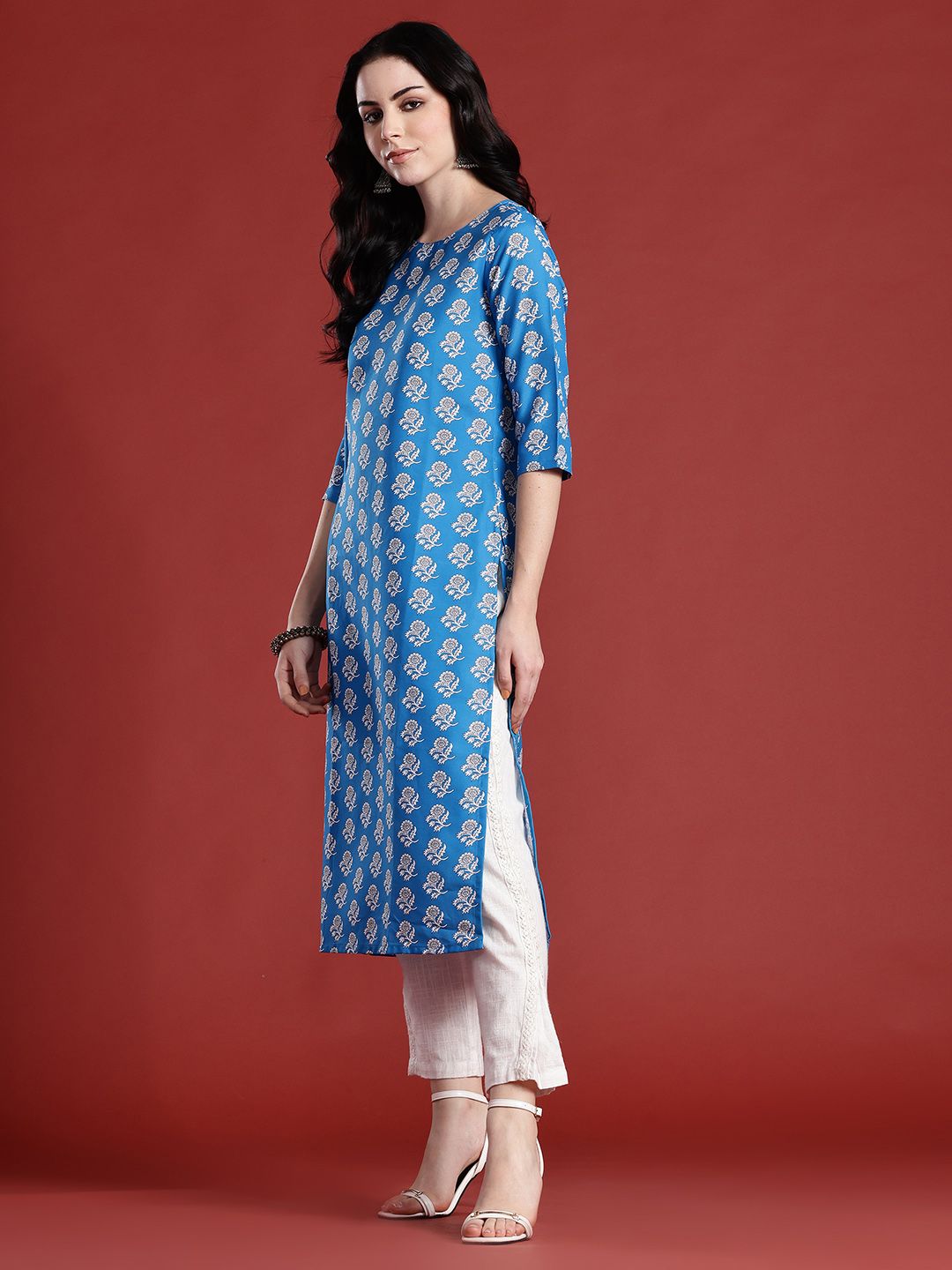 Anouk Floral Printed Boat Neck Straight Kurta