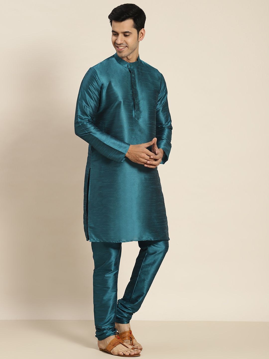 SOJANYA Men Teal Kurta with Churidar
