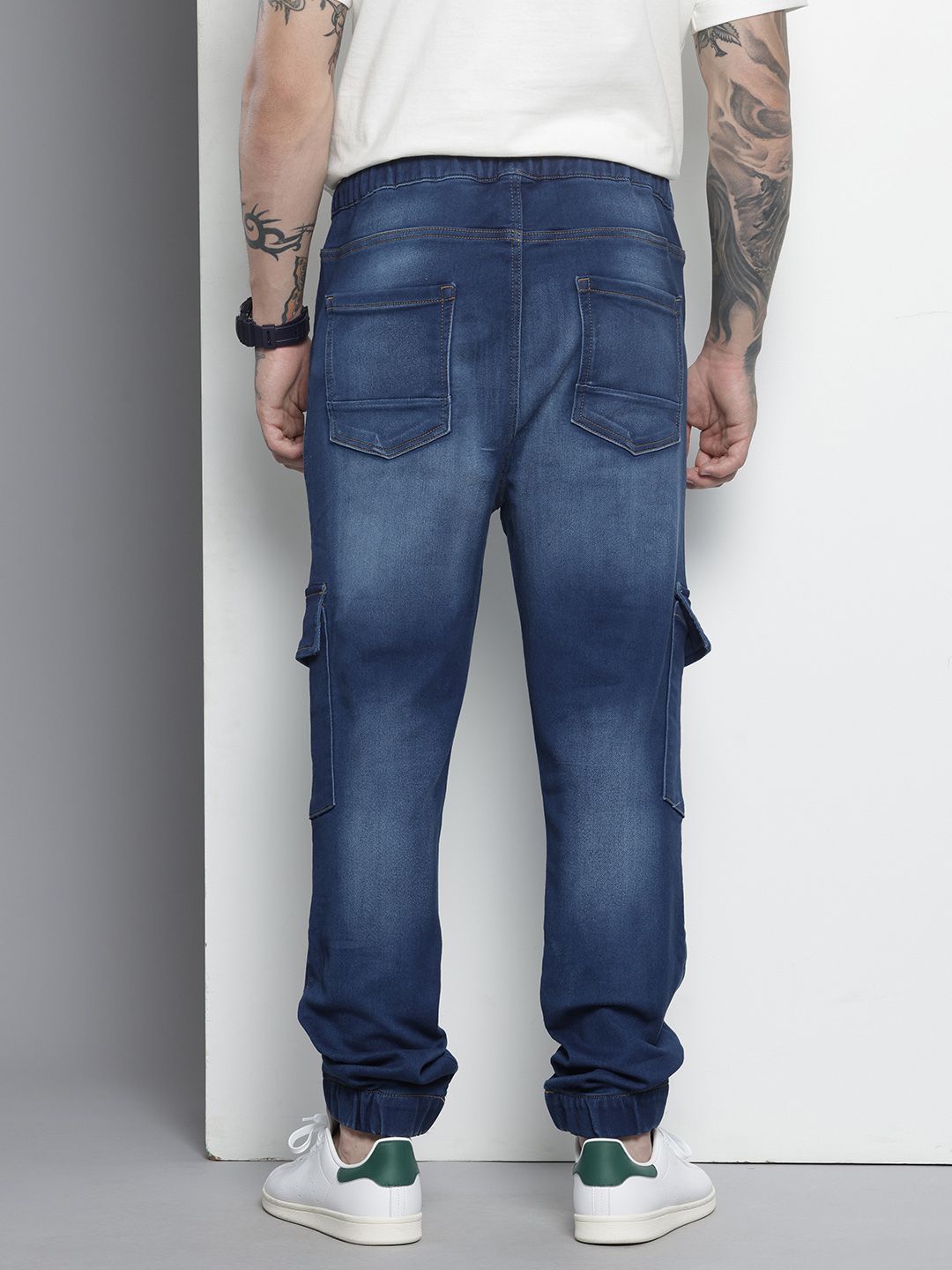 The Indian Garage Co Men Light Fade Stretchable Cargo Jeans