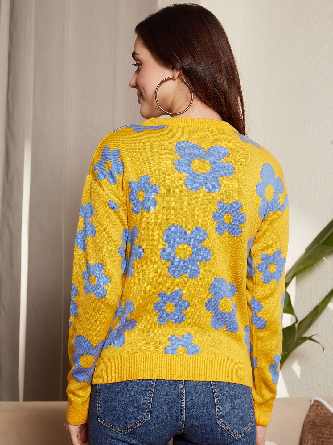 Berrylush Floral Printed Acrylic Pullover Sweater