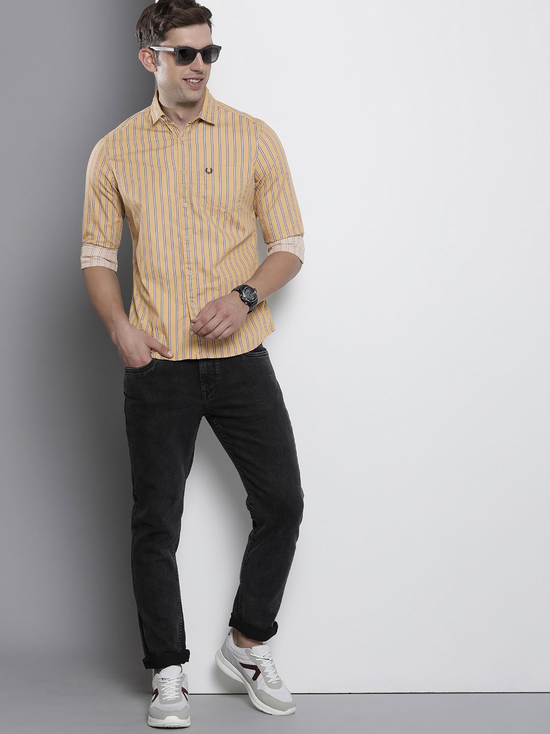 The Indian Garage Co Men Slim Fit Multi Stripes Opaque Casual Shirt