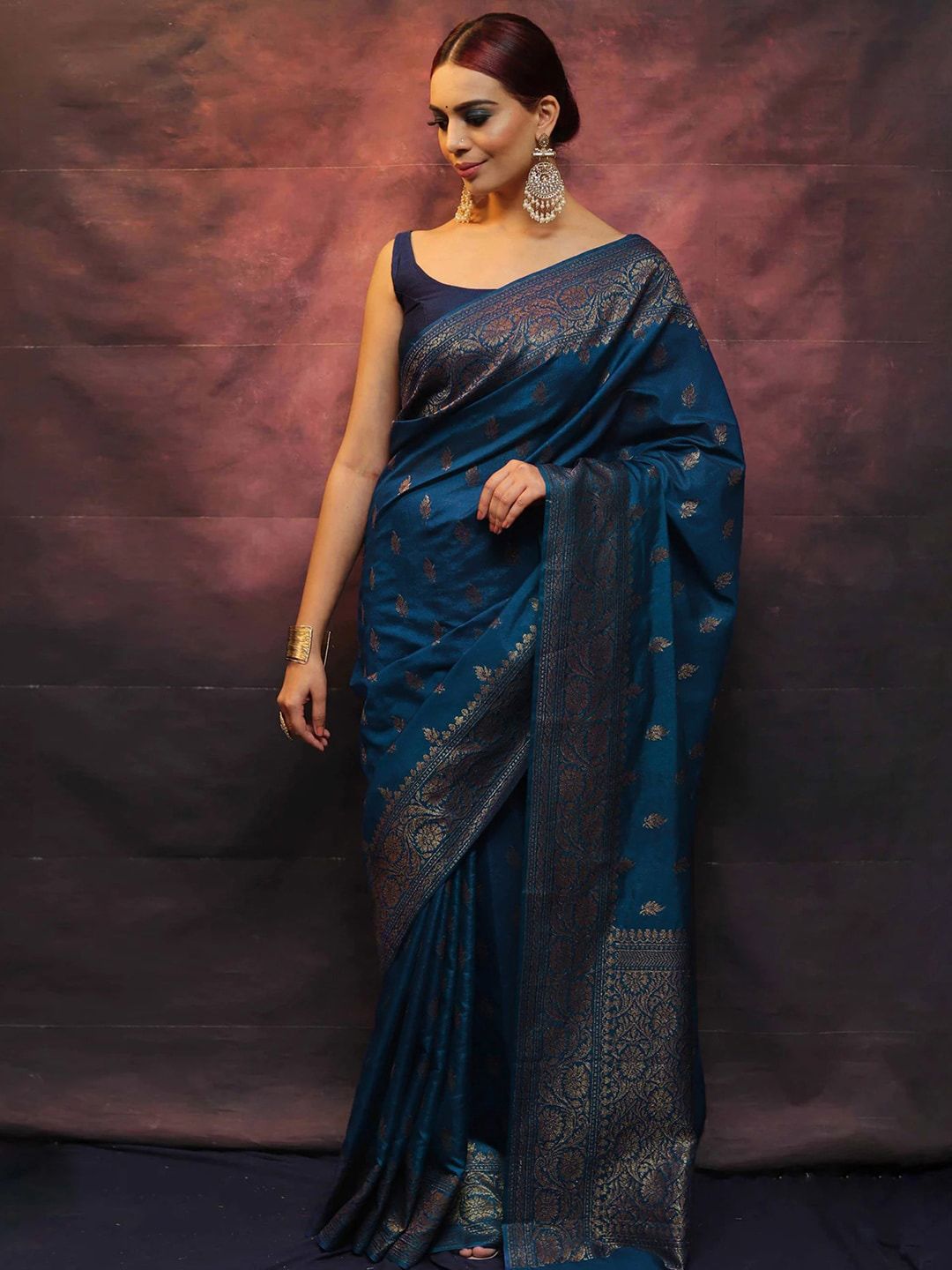 KALINI Woven Design Zari Banarasi Saree