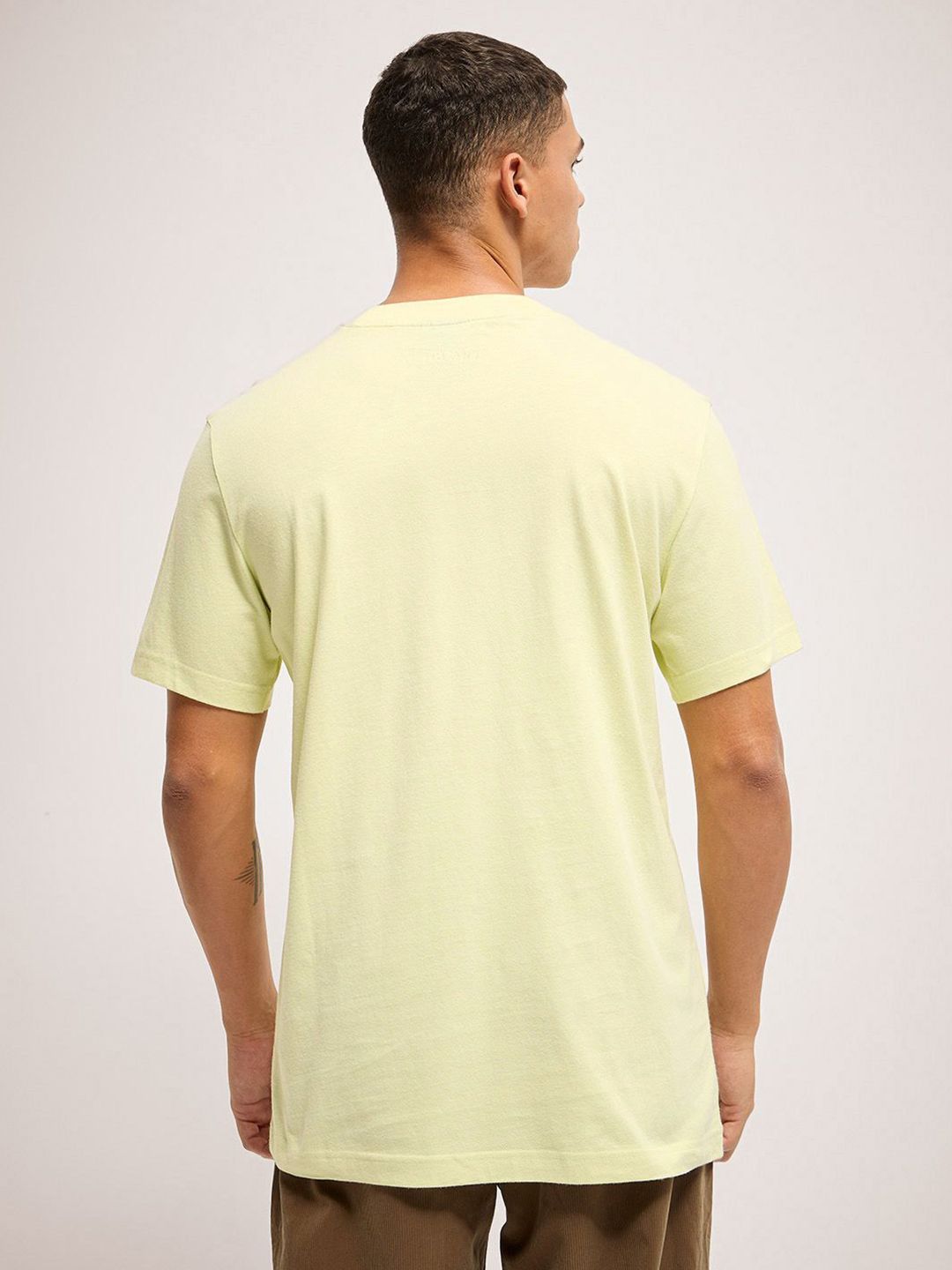 THE BEAR HOUSE Men Solid Round Neck Pure Cotton Relaxed Fit T-shirt