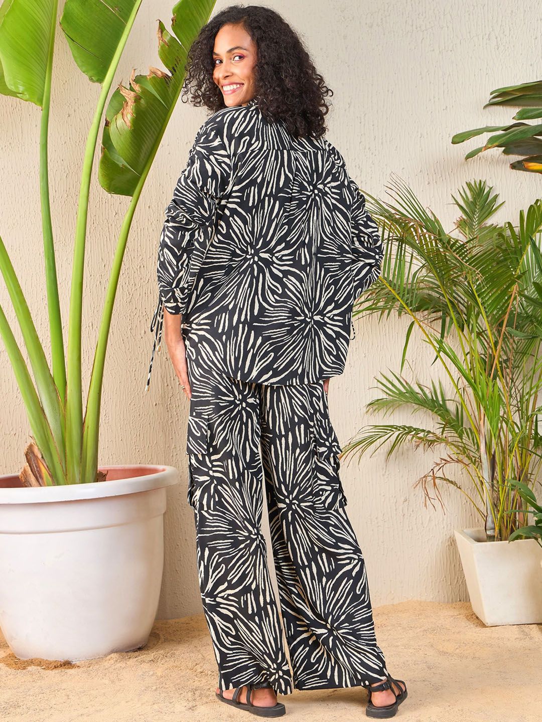 SASSAFRAS Black & White Abstract Print Shirt & Cargo Trousers