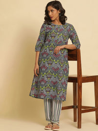 W Floral Printed Round Neck Pure Cotton Straight Kurta With Trouser