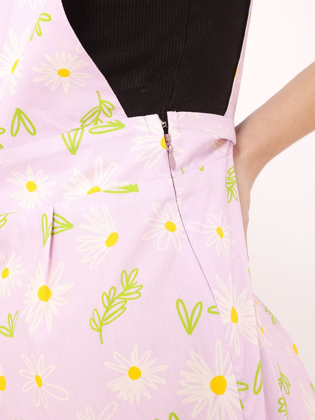 DressBerry Vibrant-Blooms Floral Printed Shoulder Straps Jumpsuit