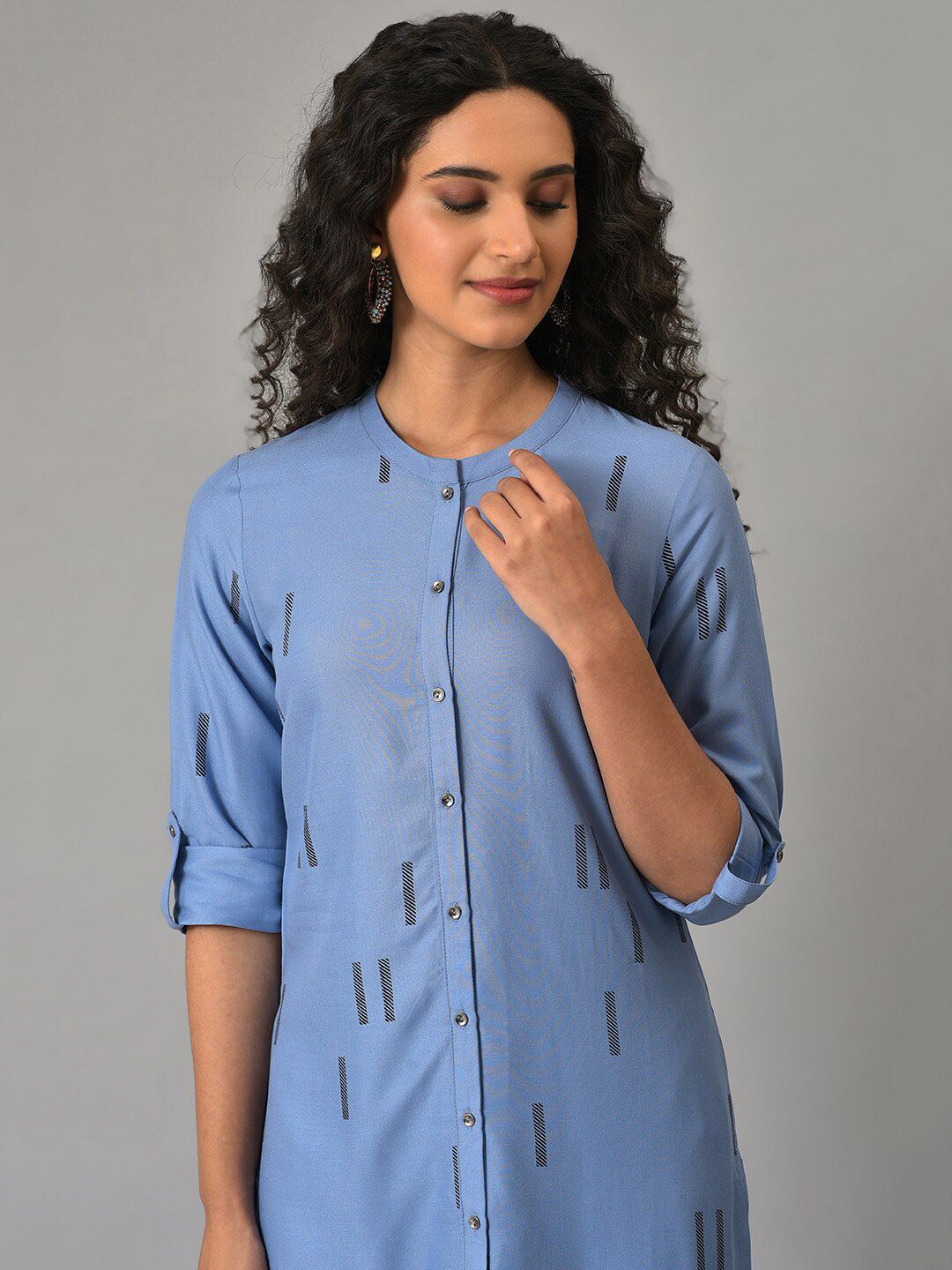 W Printed Band Collar Roll Up Sleeves Kurta