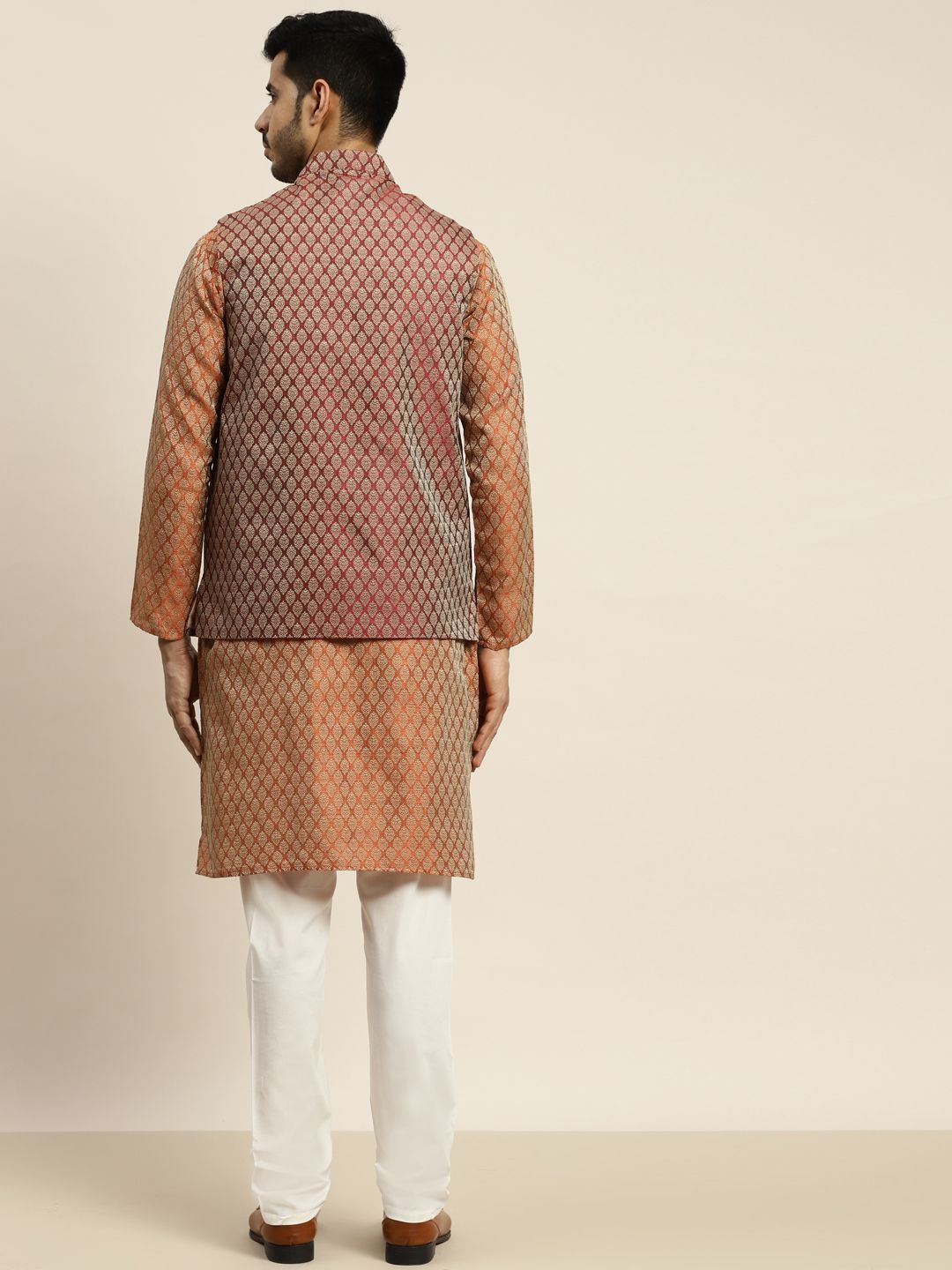 SOJANYA Men Orange Ethnic Motifs Kurta with Pyjamas & Nehru Jacket
