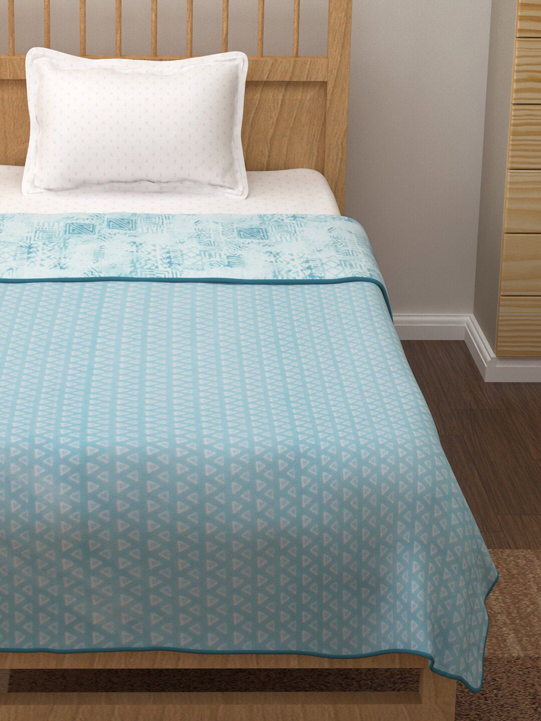 Story@home White & Blue Printed AC Room 150 GSM Reversible Cotton Single Bed Dohar