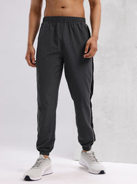 HRX by Hrithik Roshan Men Contrast Stitching Mid-Rise Rapid-Dry Running Joggers