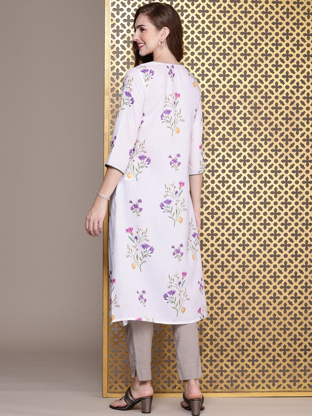 House of Pataudi Floral Printed Jashn Kurta