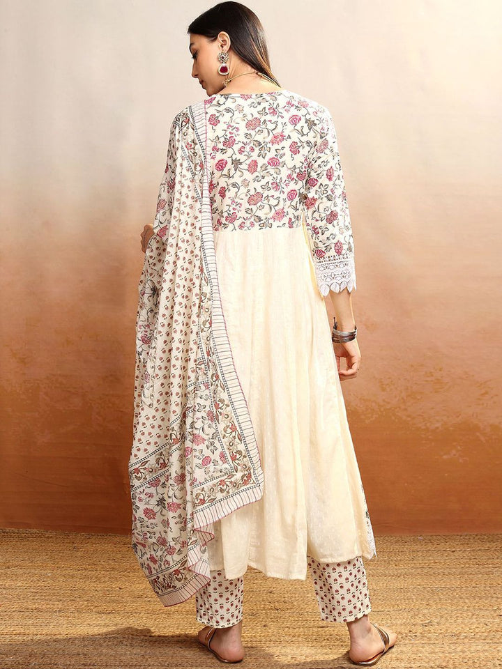 Vishudh Women Floral Printed Regular Pure Cotton Kurta with Trousers & With Dupatta