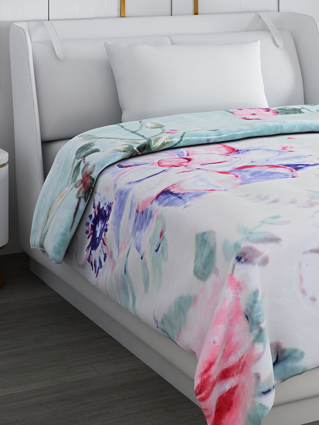 Monte Carlo Blue & Pink Floral Printed Mild Winter Single Bed Blanket