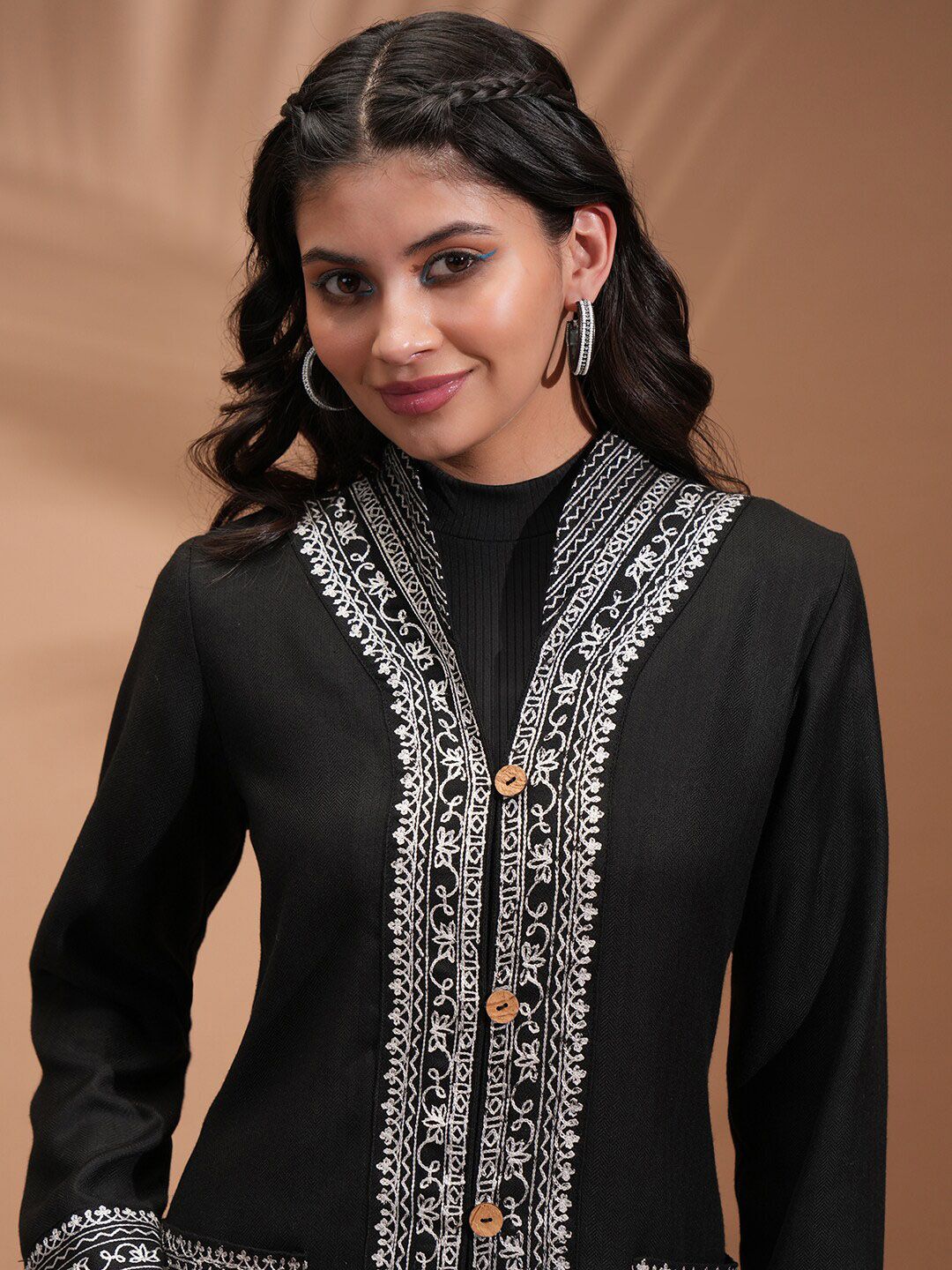 Vishudh Black Floral Embroidered Spread Collar Longline Tailored Jacket
