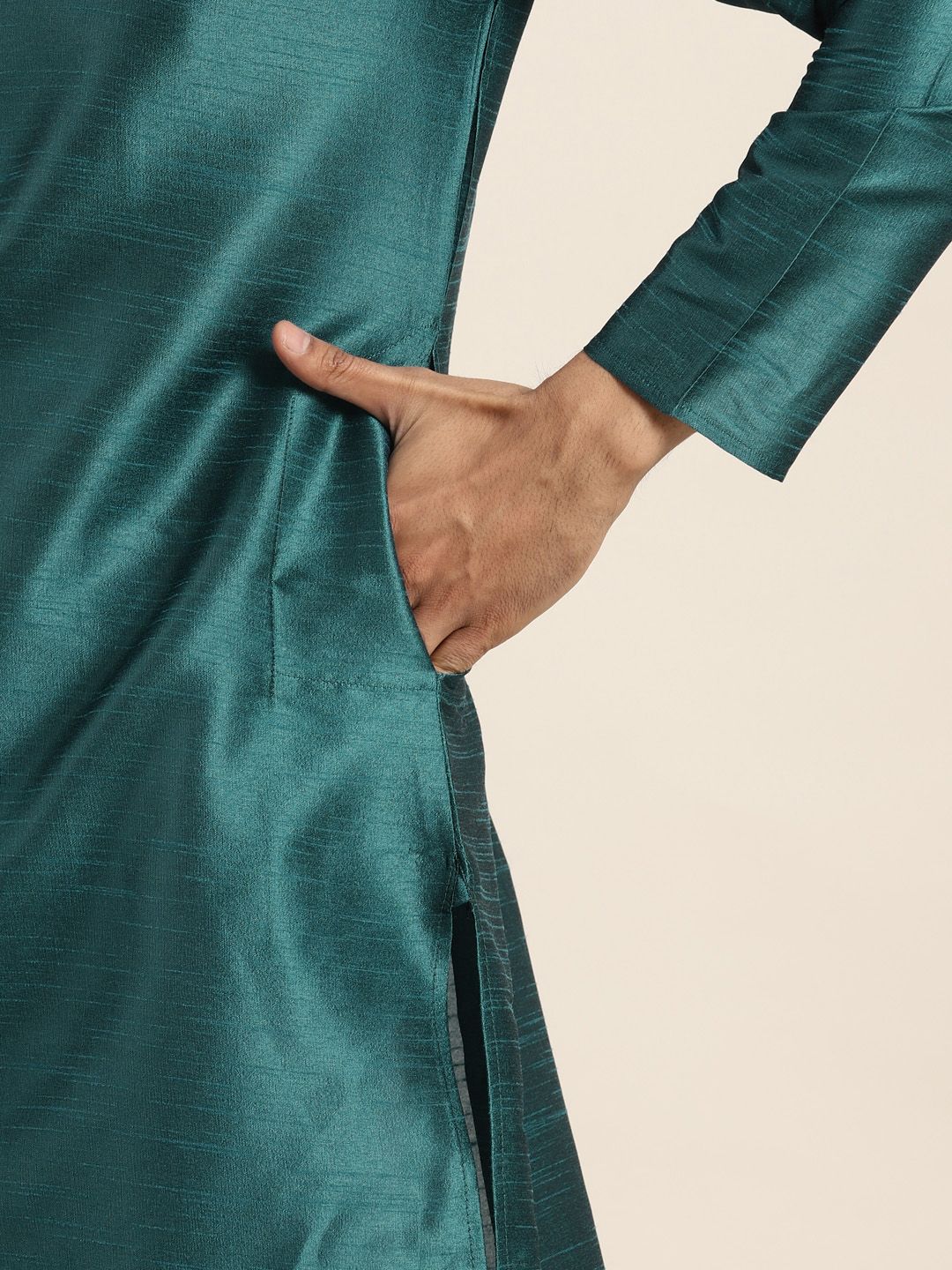 Anug by SOJANYA Men Green Kurta
