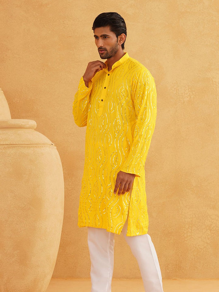 SOJANYA Motif Etnik Sulam Kurta Kapas Tulen Berlabuci