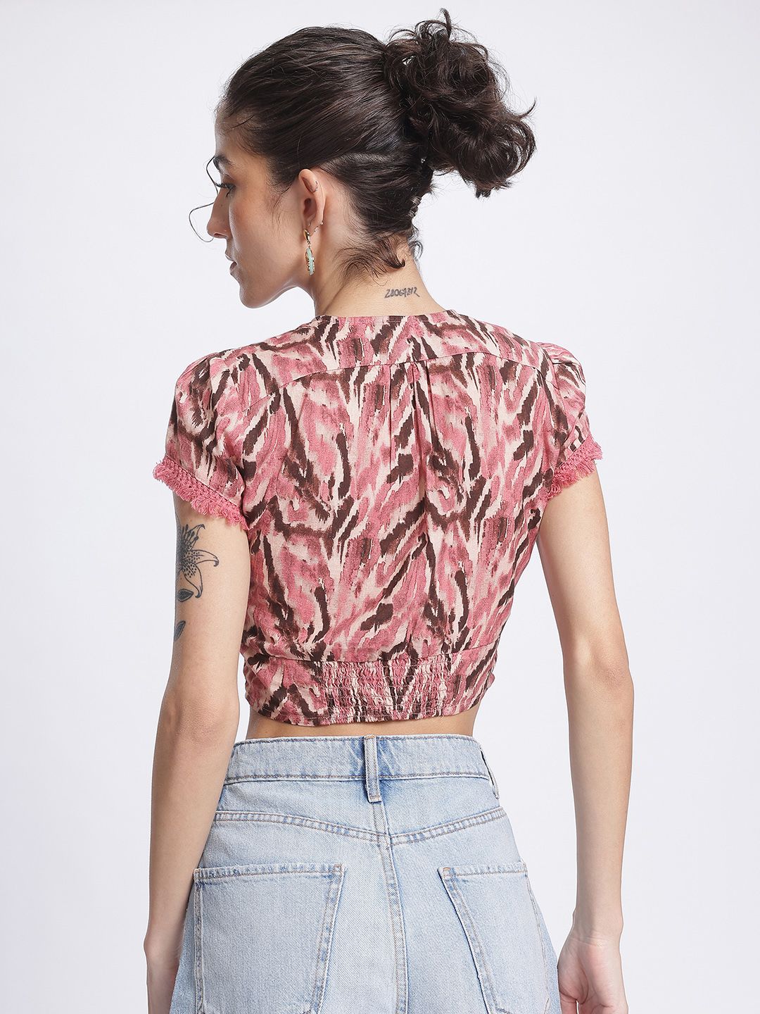 DressBerry Boho Chic Fringed Hem Shirt-Style Top