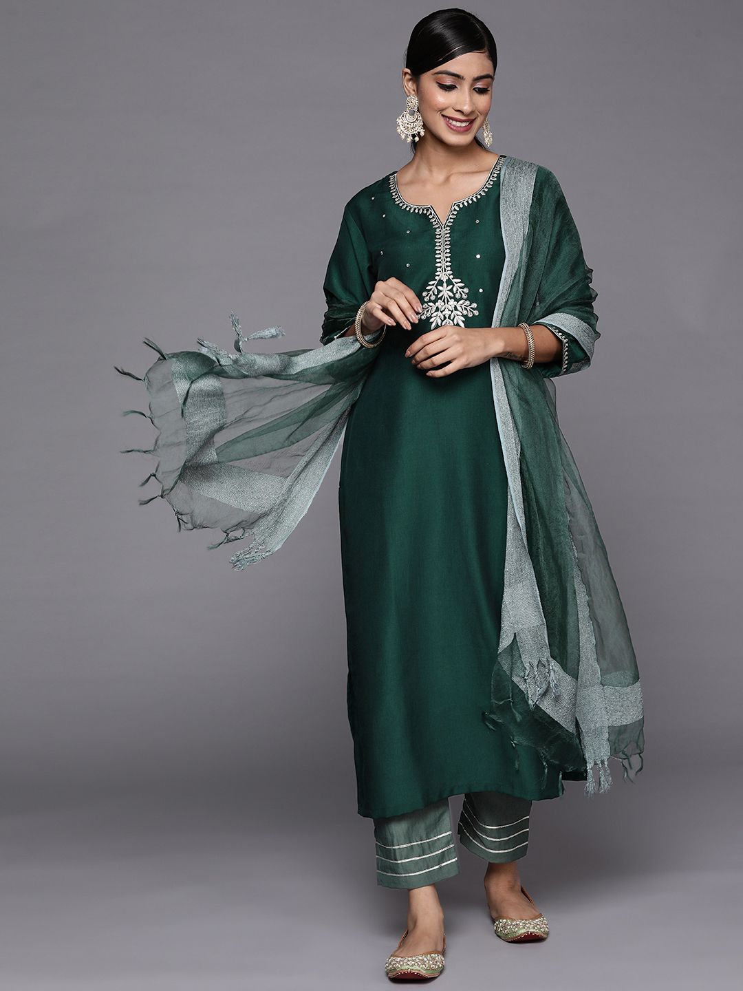 Varanga Women Green Ethnic Motifs Embroidered Kurta with Trousers & With Dupatta