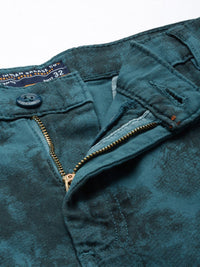 The Indian Garage Co Men Pure Cotton Geometric Printed Slim Fit Shorts