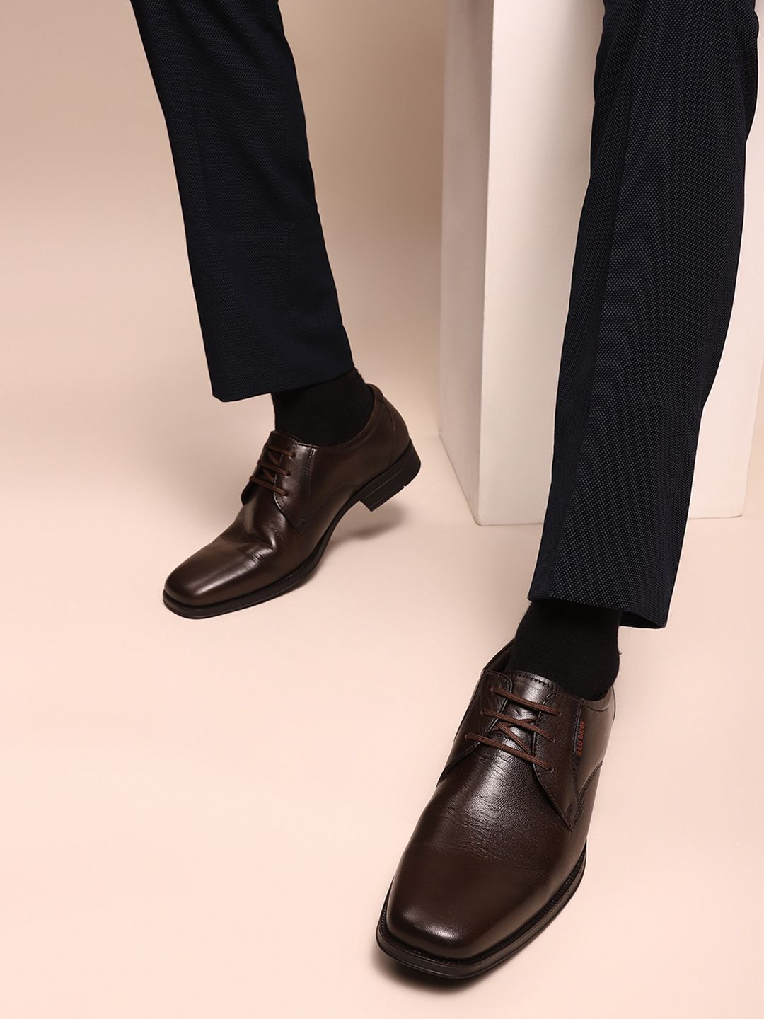 Red Chief Brown Solid Formal Derbys