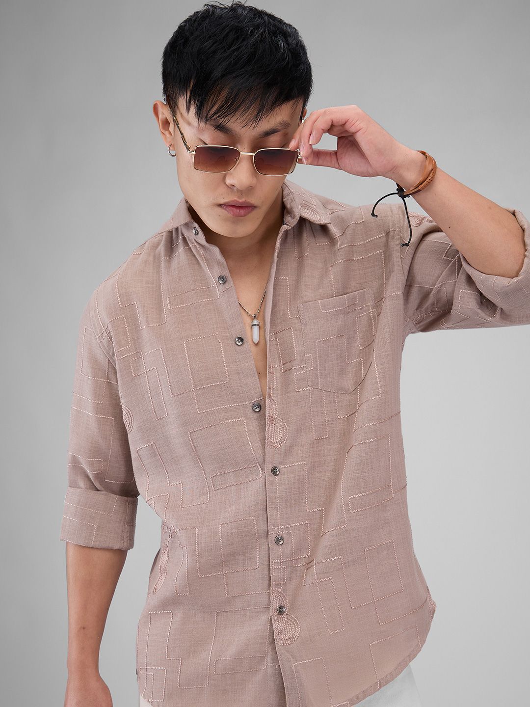 VASTRADO Men Classic Cutaway Collar Vertical Striped Cotton Slim Fit Casual Shirt