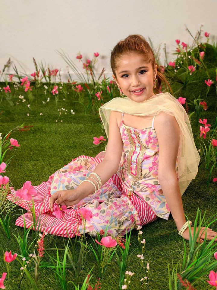 pspeaches Girls Floral Printed Regular Pure Cotton Kurta with Sharara & Dupatta