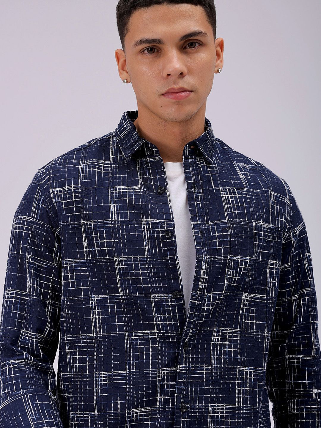 The Indian Garage Co Men Cutaway Collar Checked Cotton Slim Fit Casual Shirt
