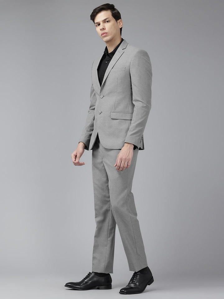 Park Avenue Single Breasted 2-Piece Formal Suit