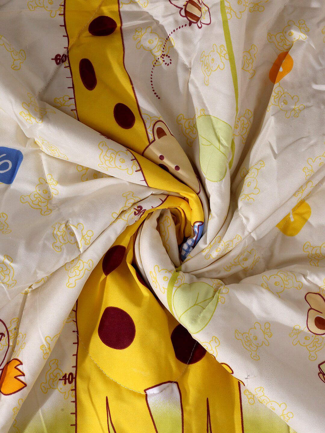 HOSTA HOMES White & Yellow Cartoon Characters Heavy Winter 210 GSM Single Bed Comforter