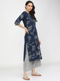 Vishudh Women Navy Blue Paisley Printed Keyhole Neck Kurta