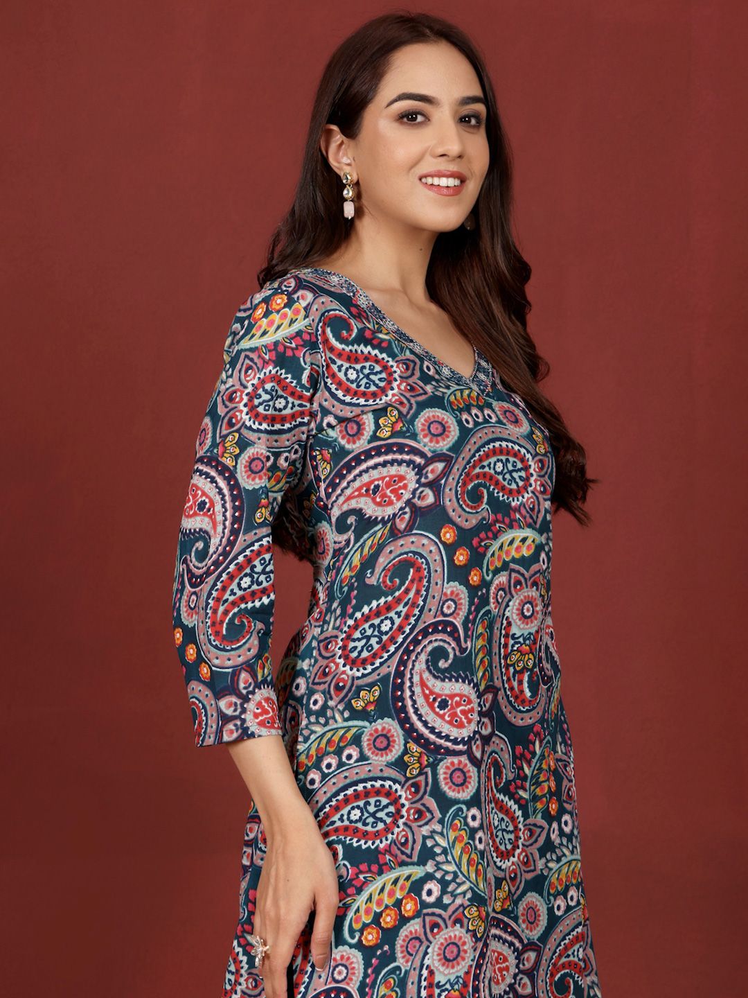 Varanga Women Paisley Printed Sequinned Indie Florals Kurta