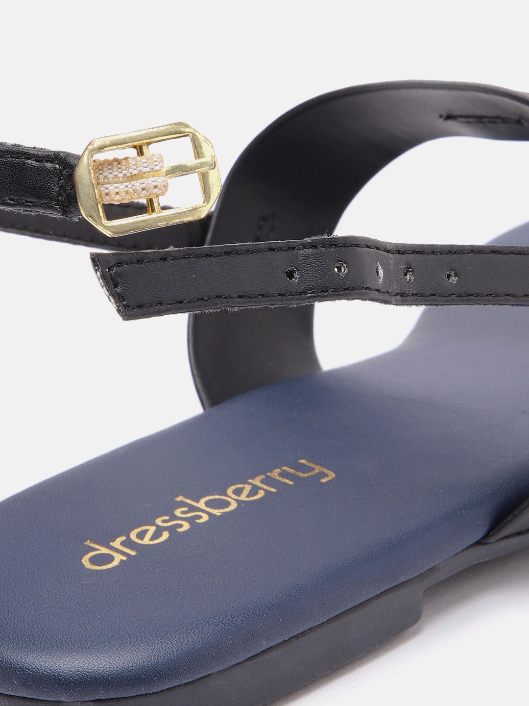 DressBerry Women Solid T-Strap Flats with Buckle Detail