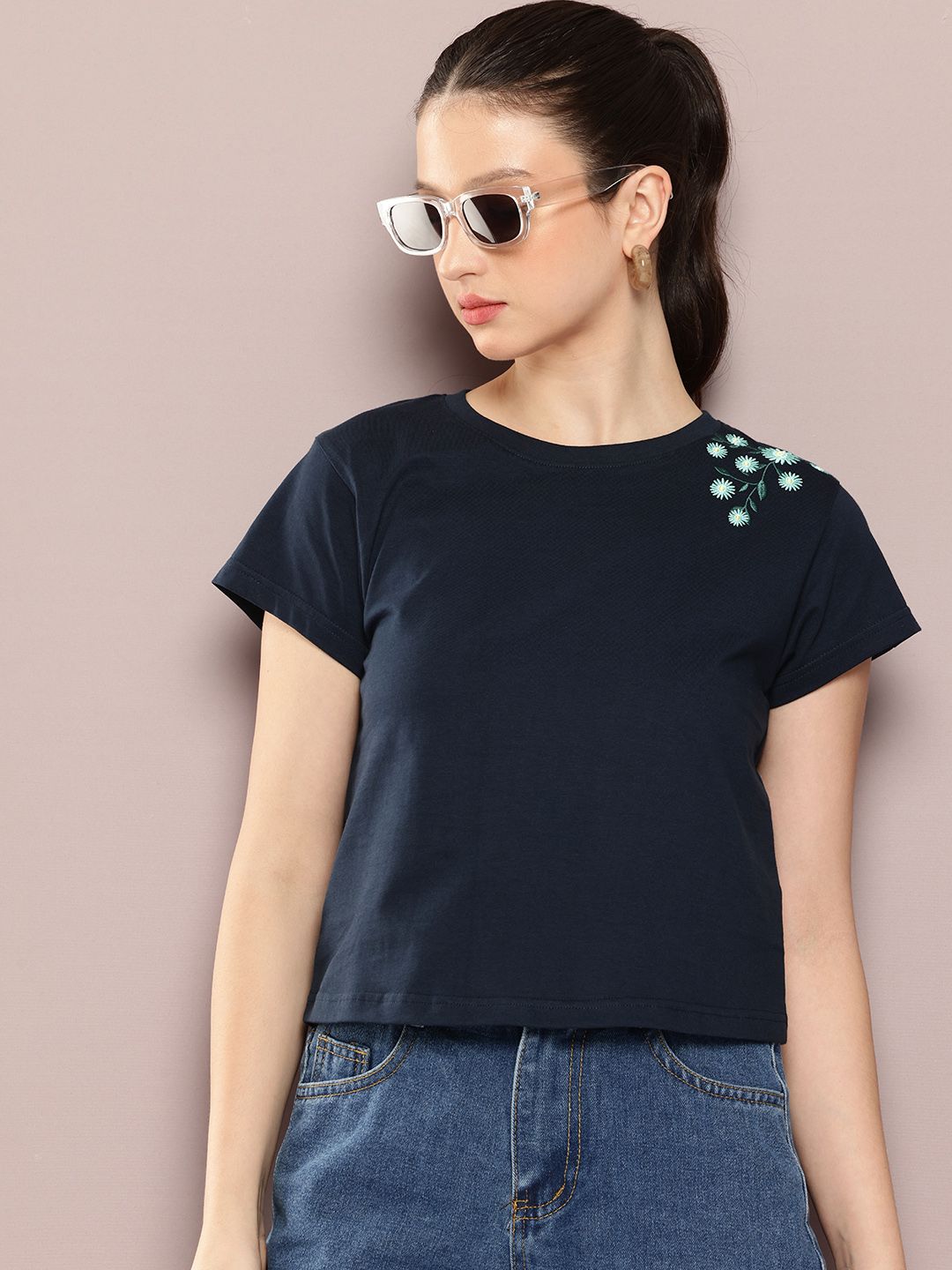 DILLINGER Women Regular Cropped Fit Embroidery Crew Neck Tshirt