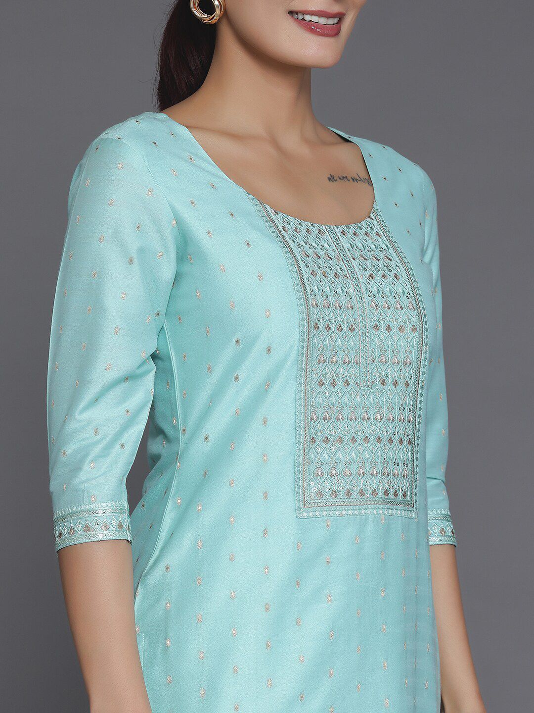 Libas Ethnic Motifs Embroidered Regular Thread Work Kurta with Trouser & Dupatta