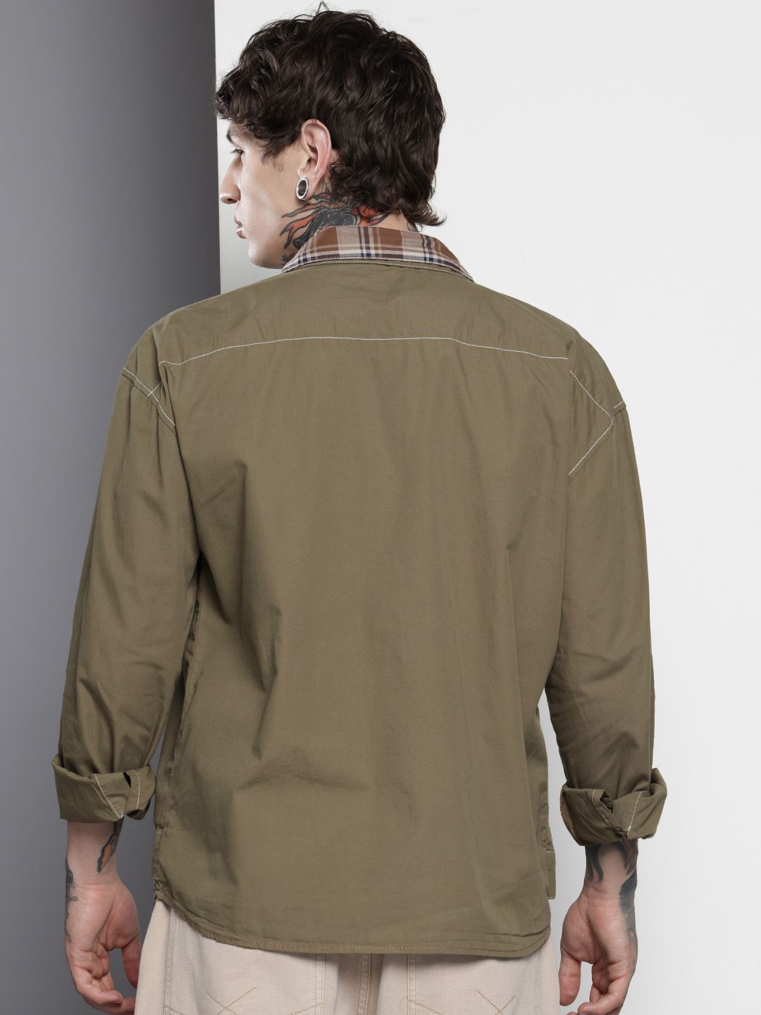 The Indian Garage Co Men Olive Boxy Fit Solid Street Wear Shirt