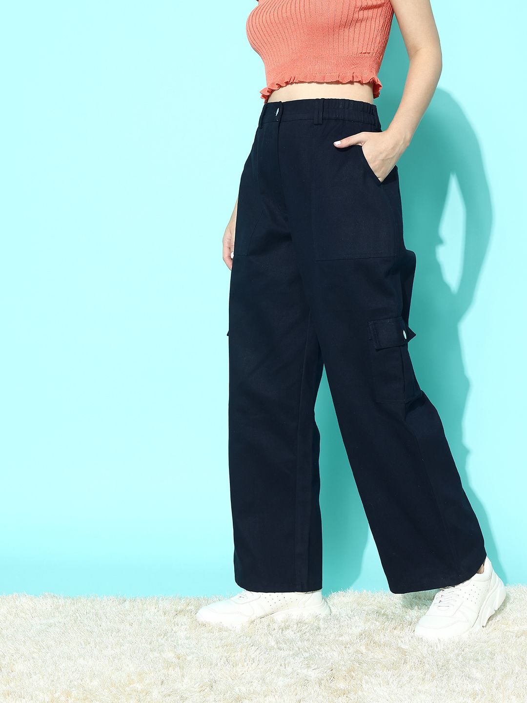Berrylush Women Relaxed Straight Leg High-Rise Cotton Cargos Trousers